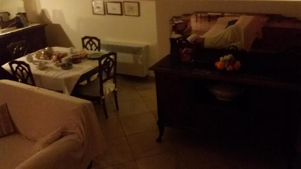 Bed and Breakfast Casa Conte Terracina Exterior foto