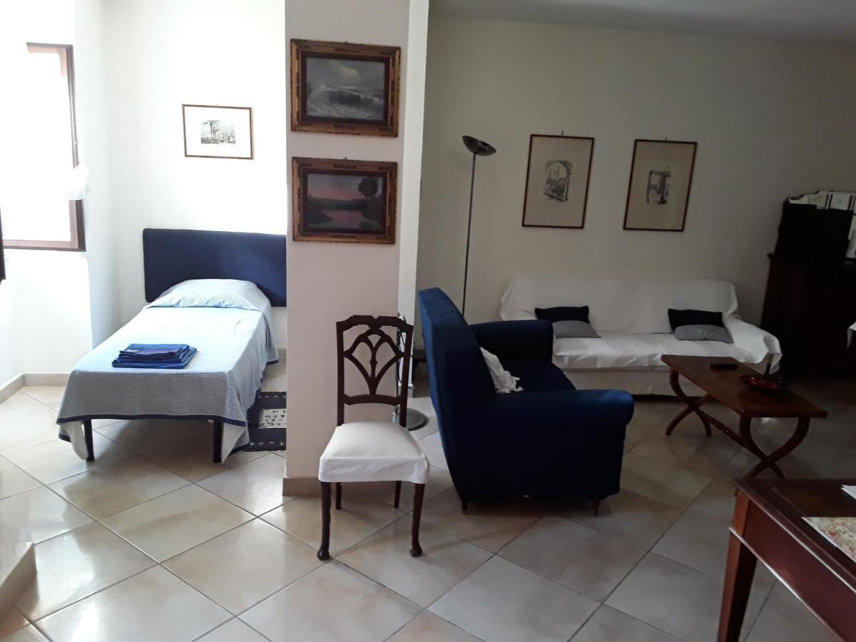 Bed and Breakfast Casa Conte Terracina Exterior foto