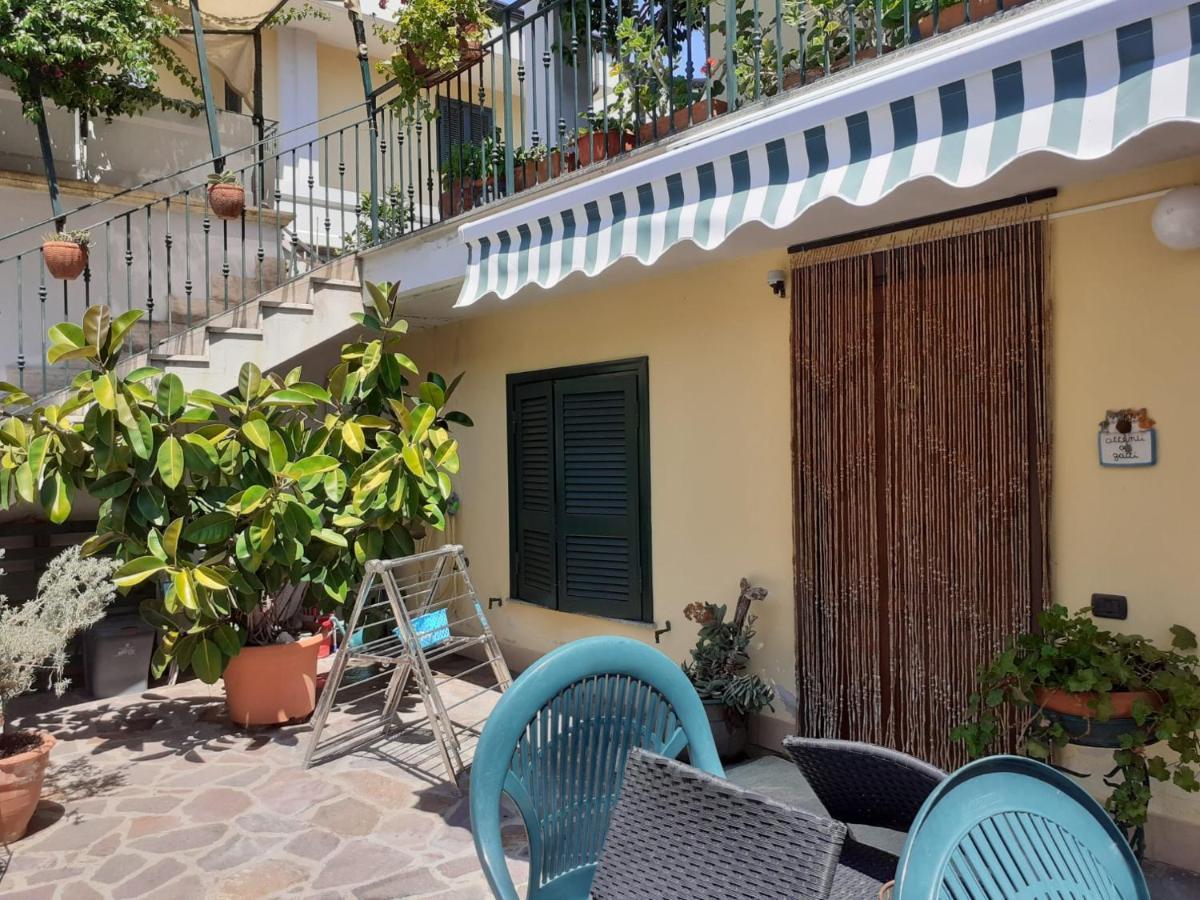 Bed and Breakfast Casa Conte Terracina Exterior foto